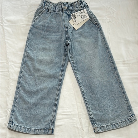 H&M Other - Girls’ Light Wash Blue Wide-Leg Jeans – Relaxed Fit – H&M